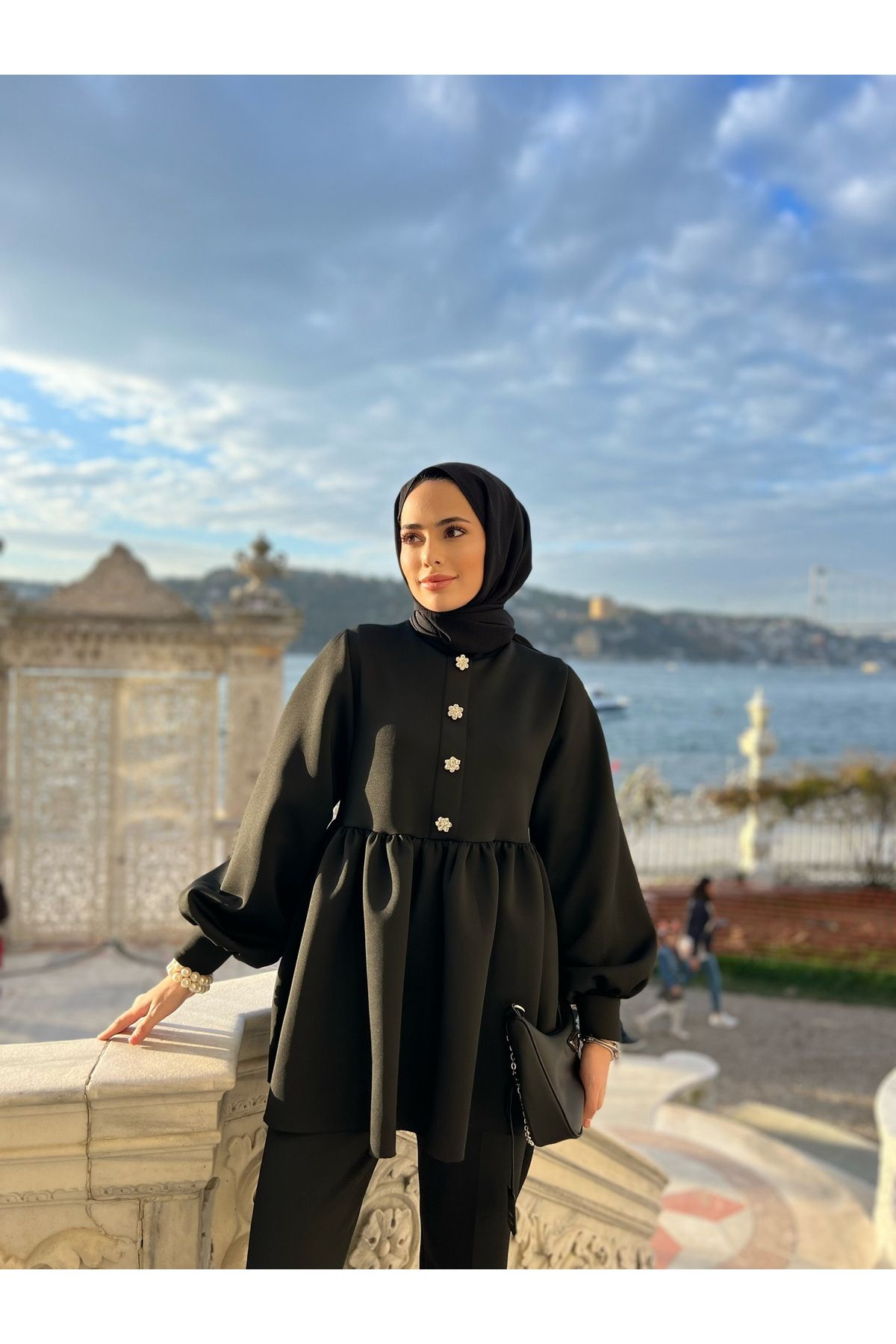 Özel Taşlı Scuba Takım Siyah Özel Taşlı Scuba Takım Siyah