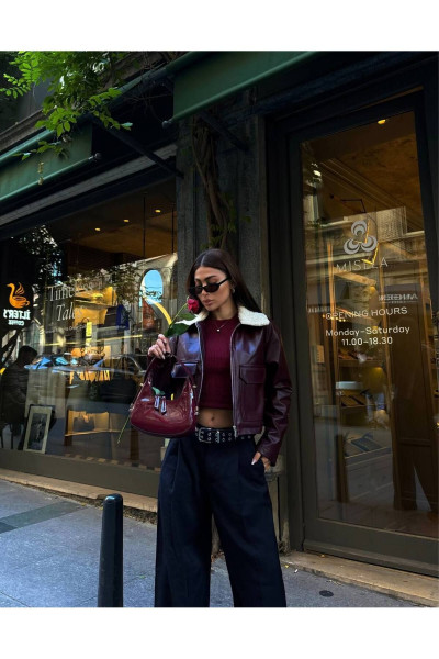 Yaka Peluş Detay Deri Ceket Yaka Peluş Detay Deri Ceket