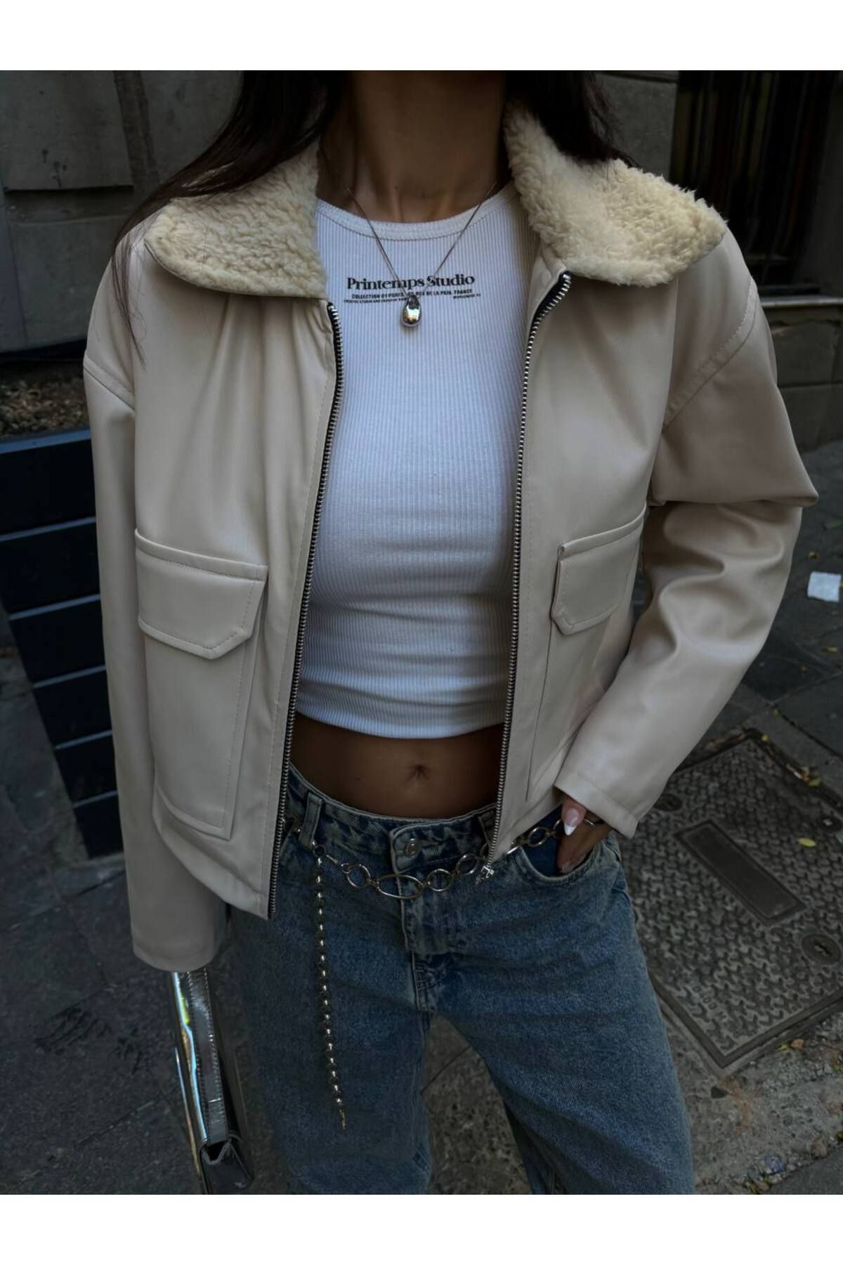 Yaka Peluş Detay Deri Ceket Yaka Peluş Detay Deri Ceket