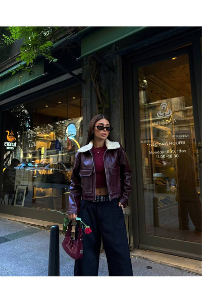 Yaka Peluş Detay Deri Ceket Yaka Peluş Detay Deri Ceket