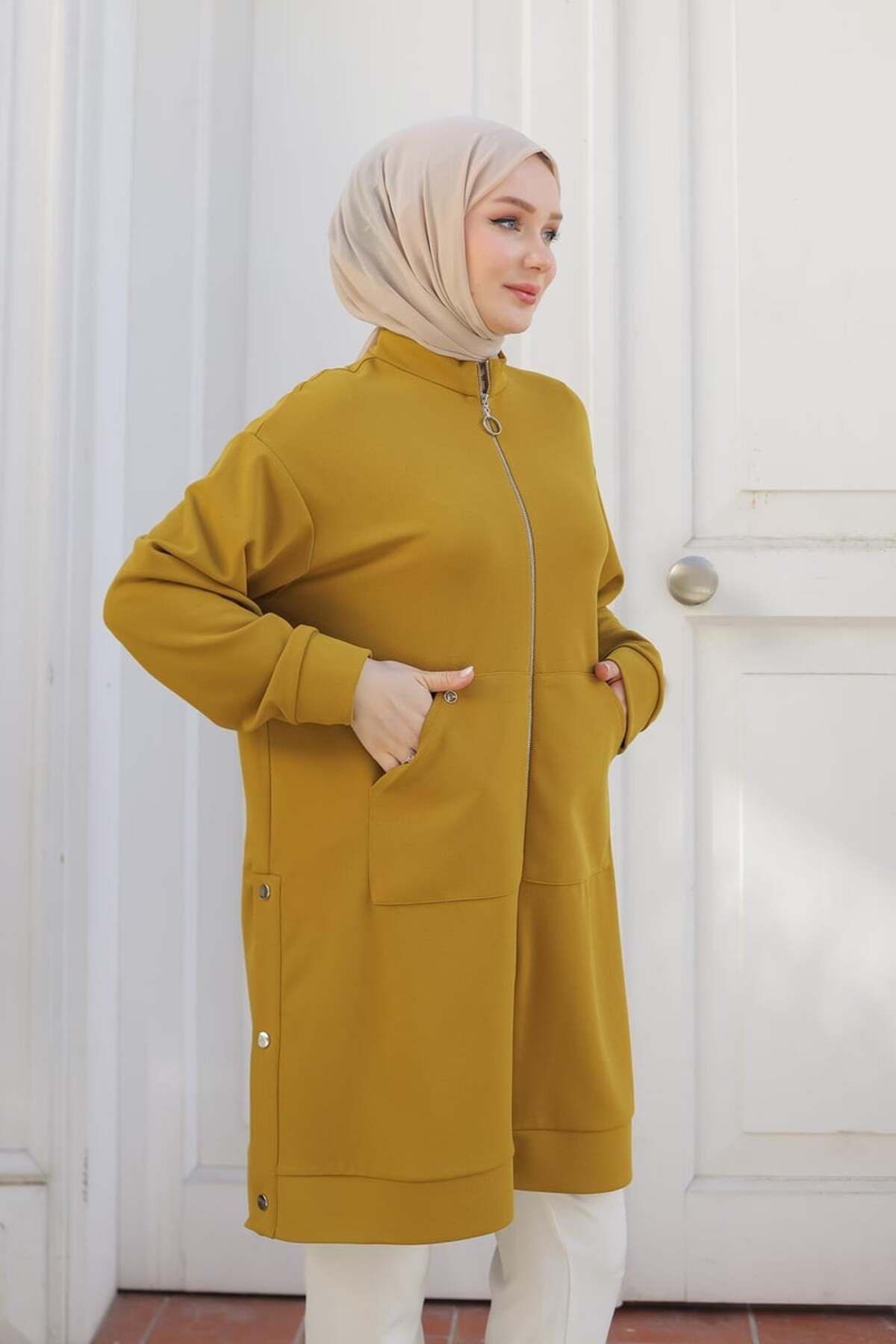 TREND YENİ SEZON 2024-2025 Önü Kısa Tunik TREND YENİ SEZON 2024-2025 Önü Kısa Tunik