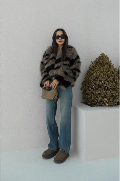 Vizon Siyah Desenli Suni Kürk Ceket Vizon Siyah Desenli Suni Kürk Ceket