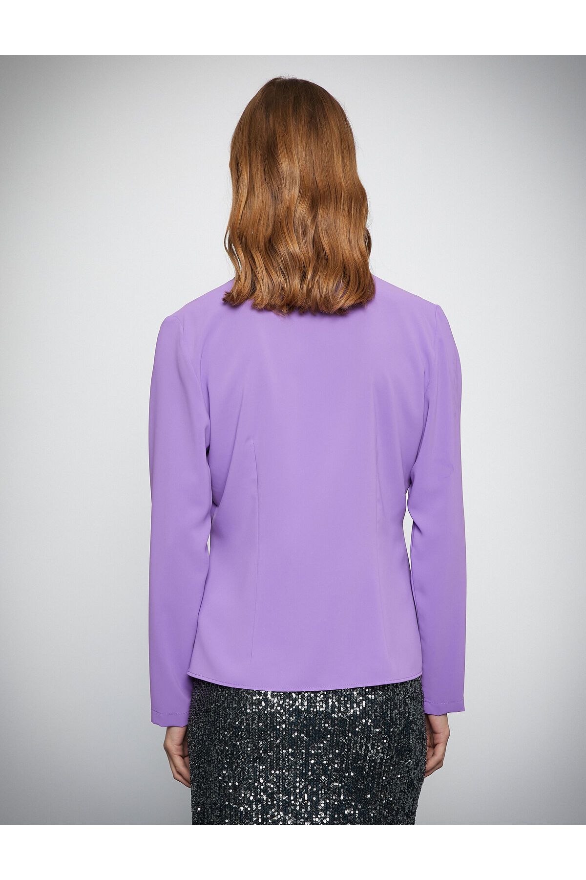 Melis Ağazat X - Metal Düğmeli Gömlek Melis Ağazat X - Metal Düğmeli Gömlek