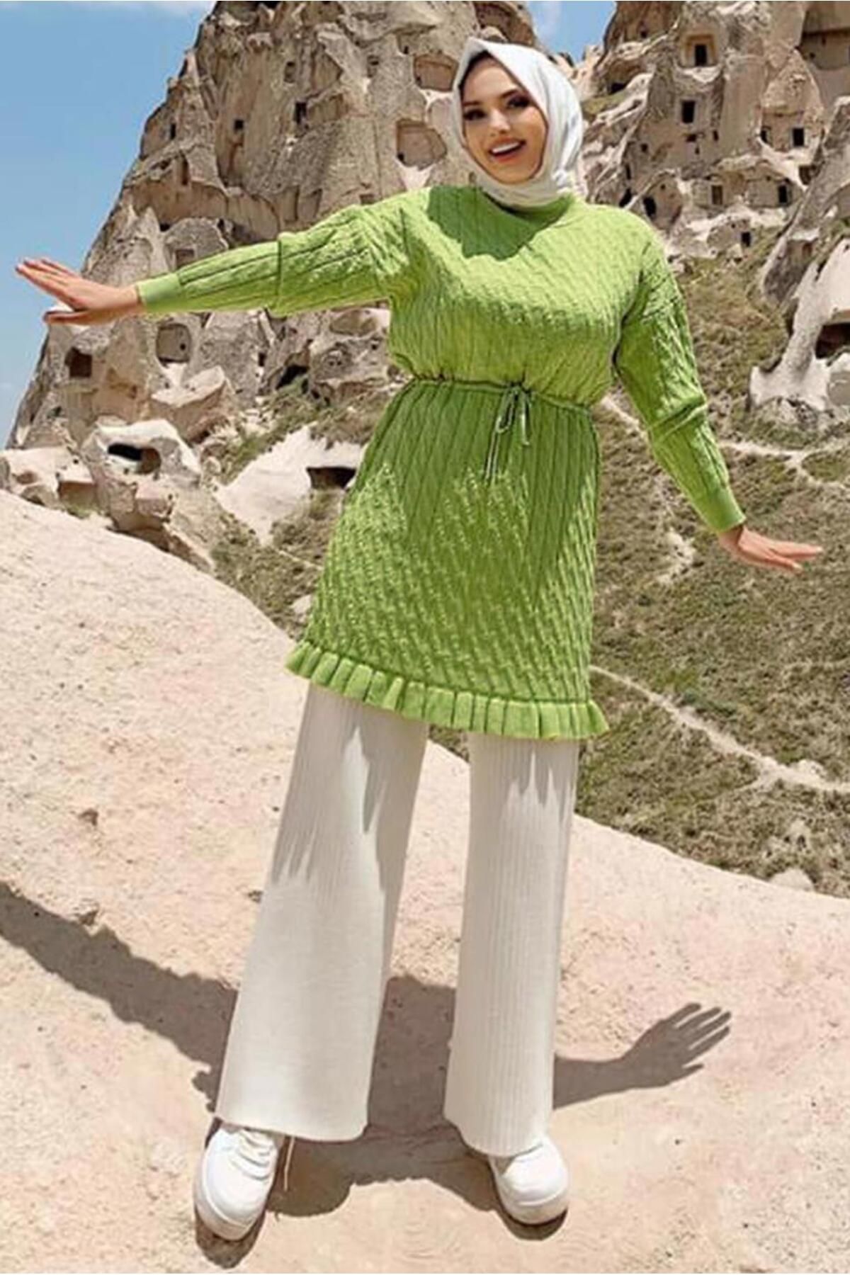 Kadın Yeşil (fıstık) Beli Büzgülü Triko Tunik 8216 Kadın Yeşil (fıstık) Beli Büzgülü Triko Tunik 8216