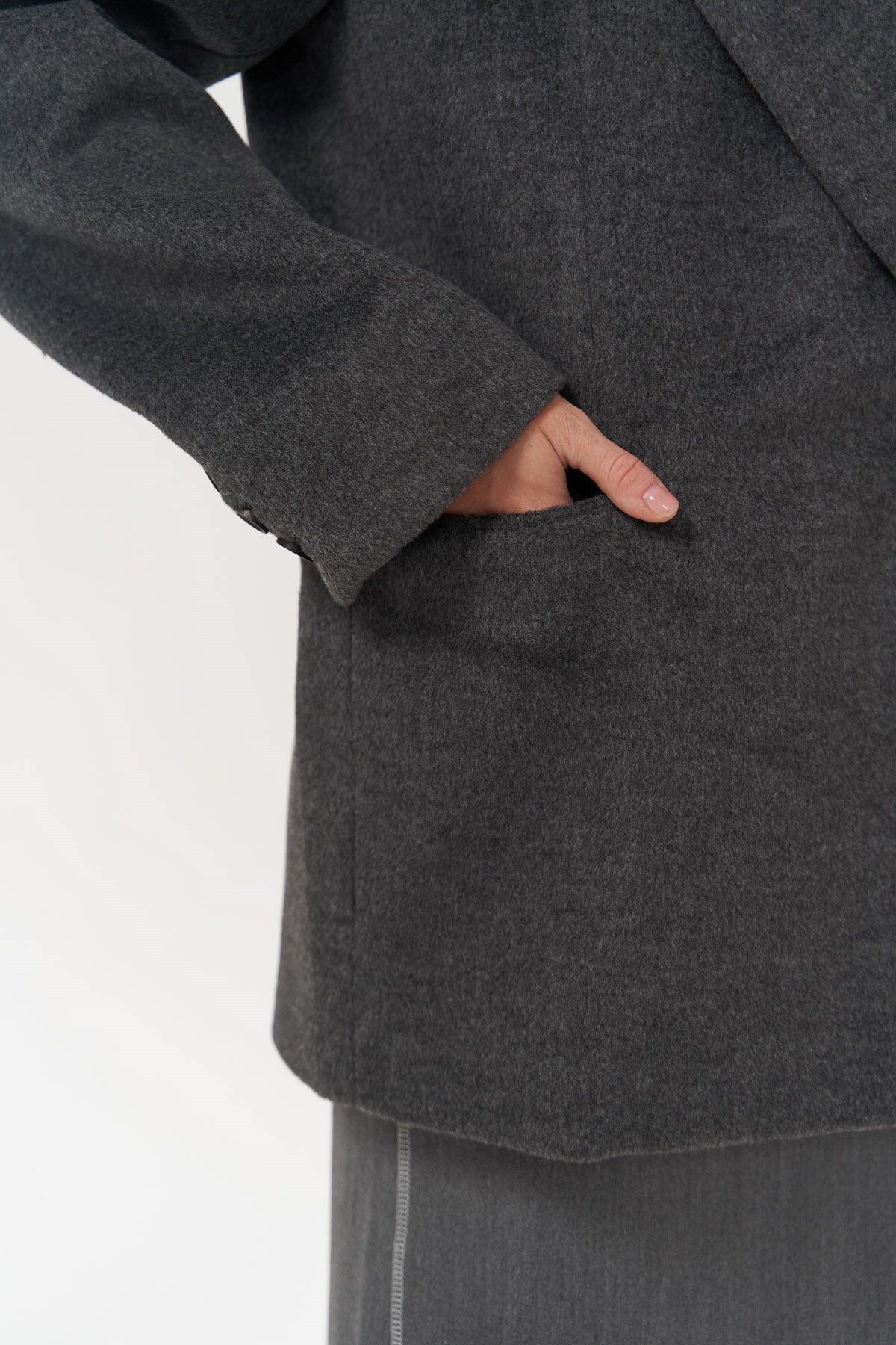 Seljord Yaka Detaylı Antrasit Blazer Seljord Yaka Detaylı Antrasit Blazer