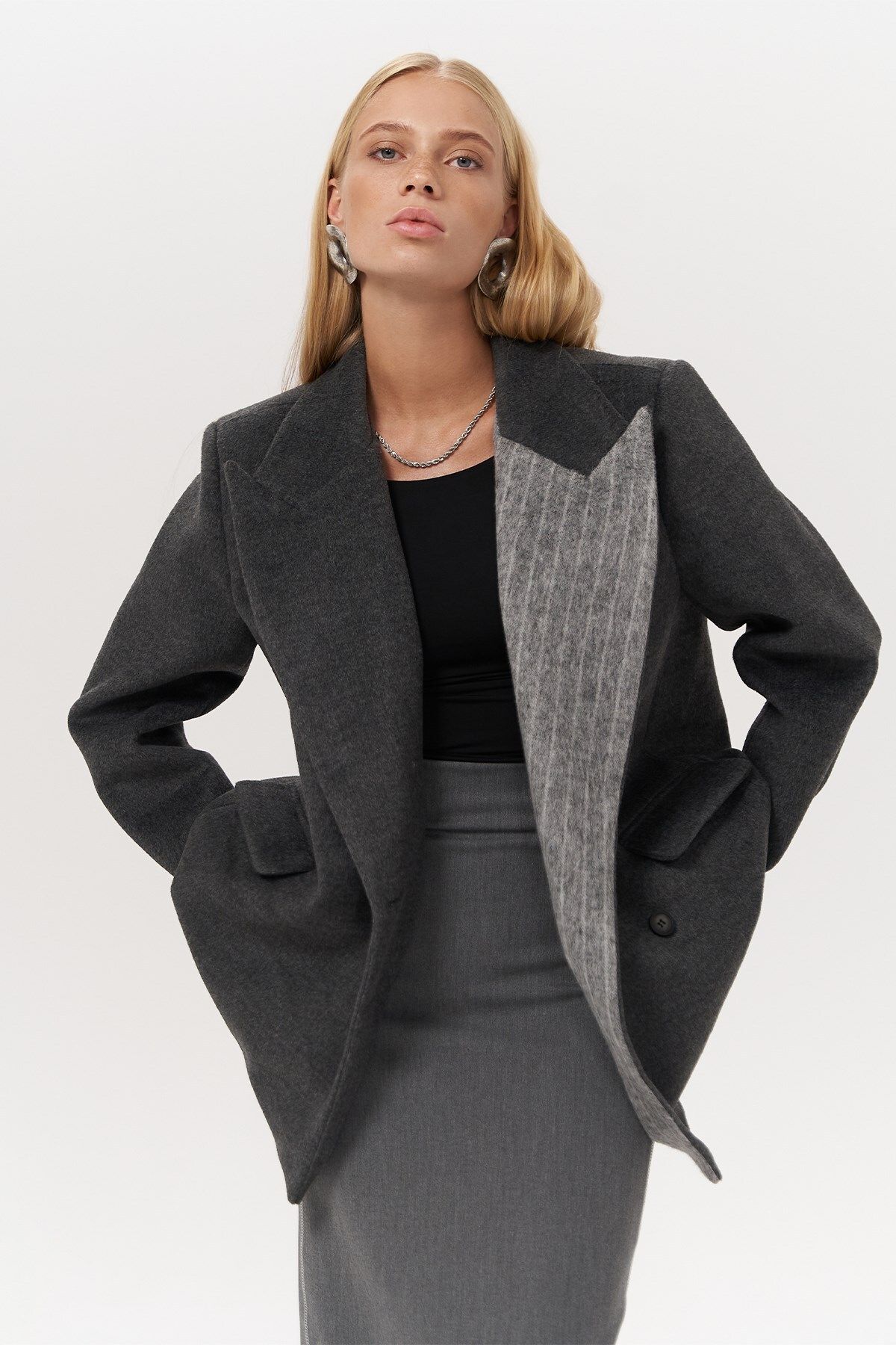 Seljord Yaka Detaylı Antrasit Blazer Seljord Yaka Detaylı Antrasit Blazer