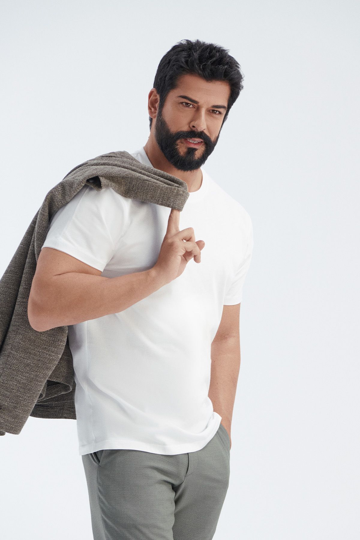 Erkek Beyaz-kırmızı-sıyah Slim Fit Dar Kesim Bisiklet Yaka 3'lü %100 Pamuk Basic Tişört Paketi