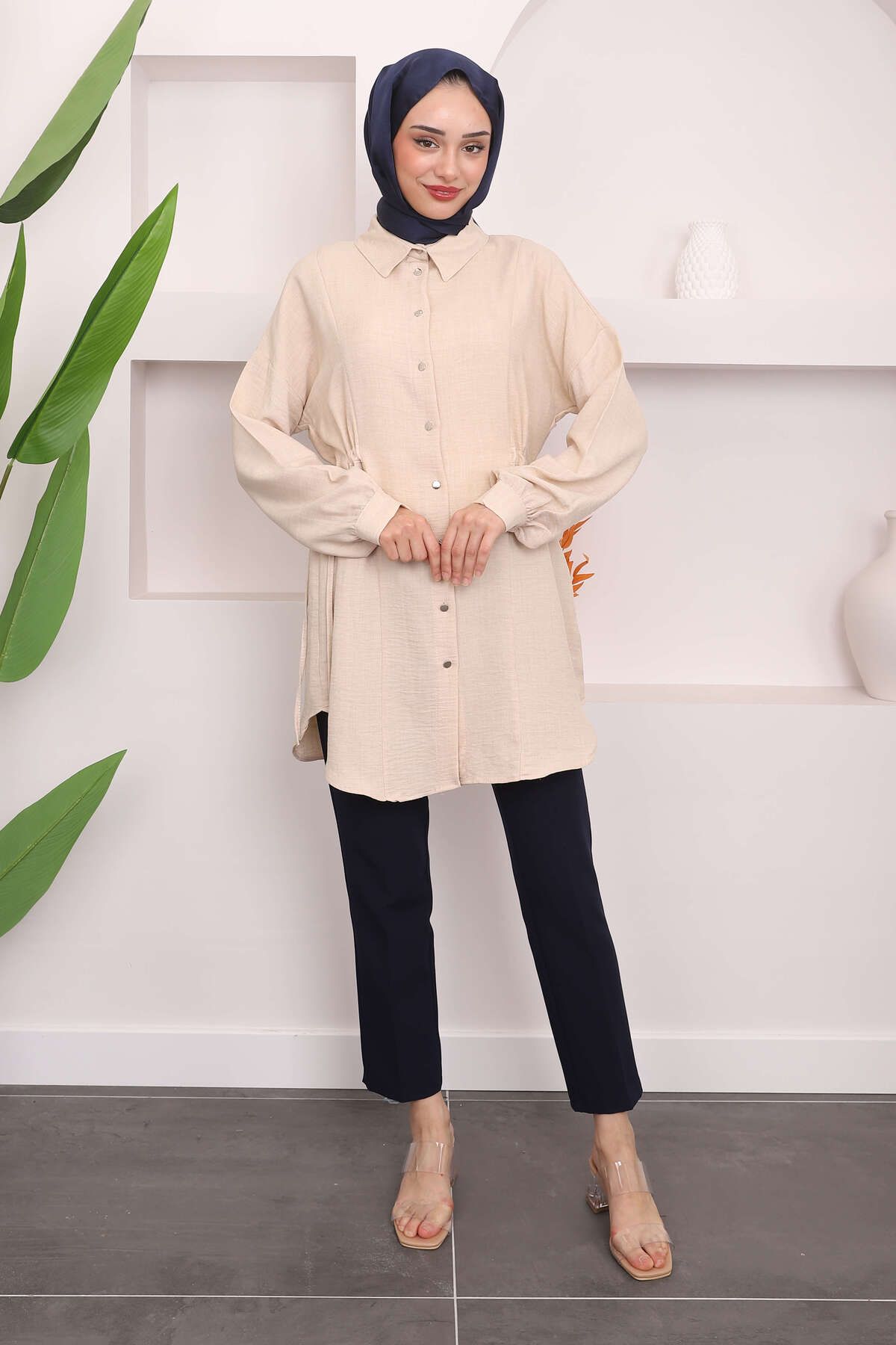 Taş Yan Detaylı Tunik Taş Yan Detaylı Tunik