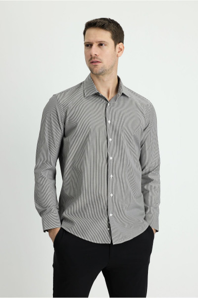 Uzun Kol Slim Fit Dar Kesim Klasik Çizgili Pamuklu Gömlek Uzun Kol Slim Fit Dar Kesim Klasik Çizgili Pamuklu Gömlek