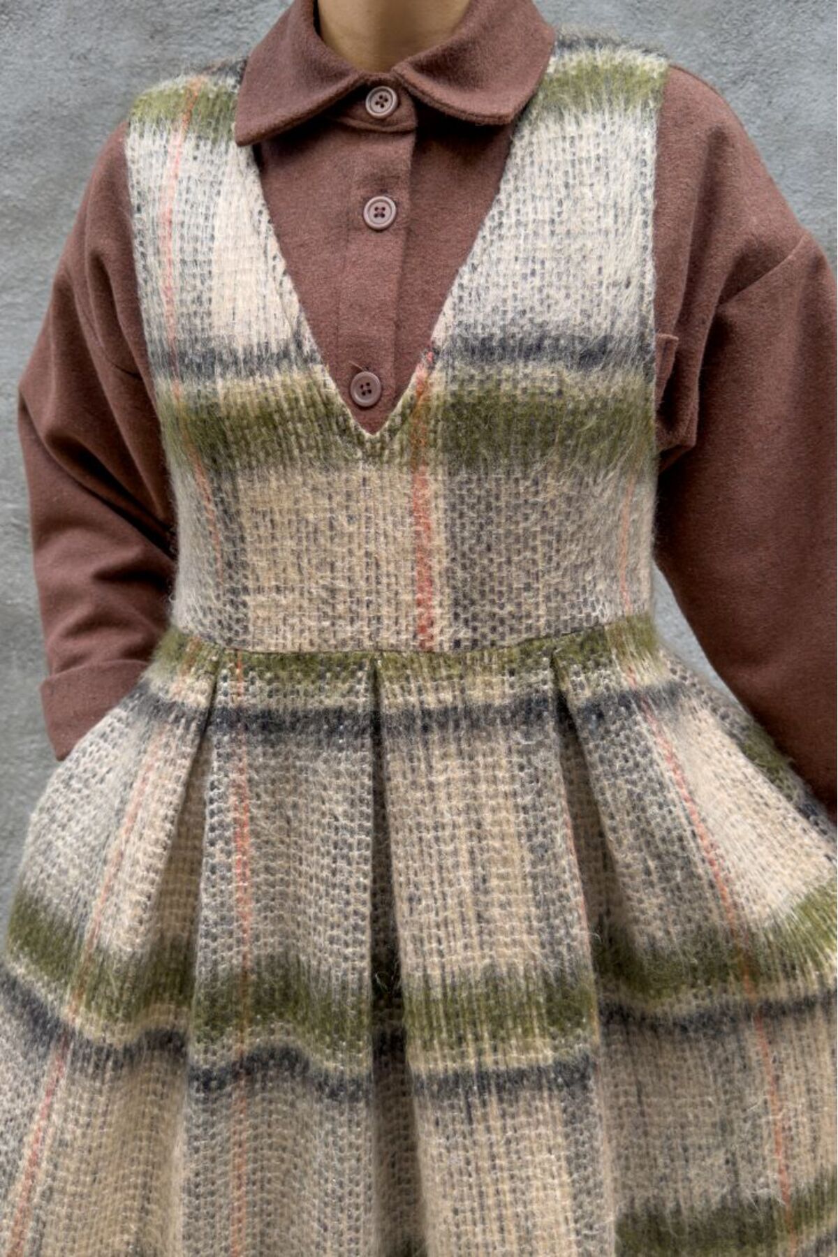 vintage kadın modest kışlık v yaka kadın rerto yün ekose uzun jile elbise vintage kadın modest kışlık v yaka kadın rerto yün ekose uzun jile elbise