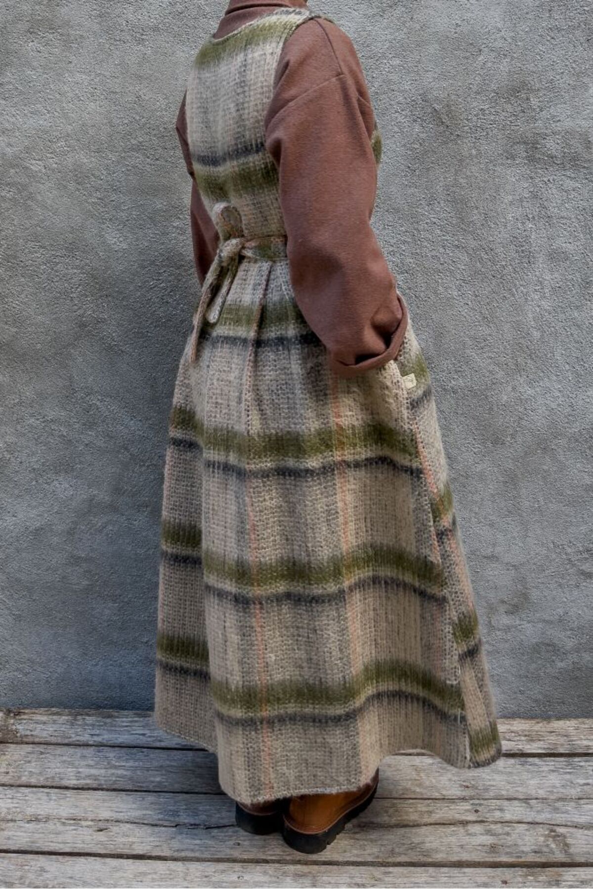 vintage kadın modest kışlık v yaka kadın rerto yün ekose uzun jile elbise vintage kadın modest kışlık v yaka kadın rerto yün ekose uzun jile elbise