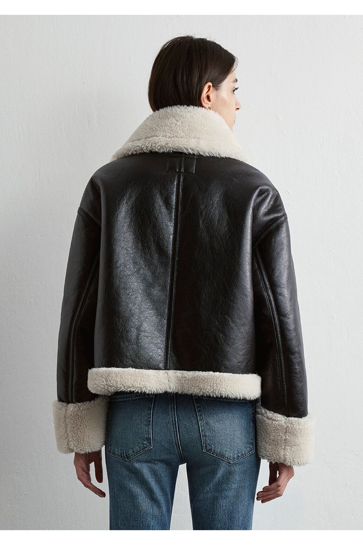 Sherpa Detaylı Siyah Suni Deri Ceket Loose Fit / Bol Rahat Kesim 1110263-900 Sherpa Detaylı Siyah Suni Deri Ceket Loose Fit / Bol Rahat Kesim 1110263-900