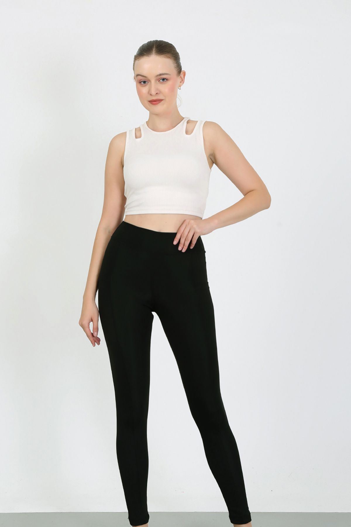 Slim Fit Yüksek Bel Toparlayıcı Crop Seamless Kadın Tayt