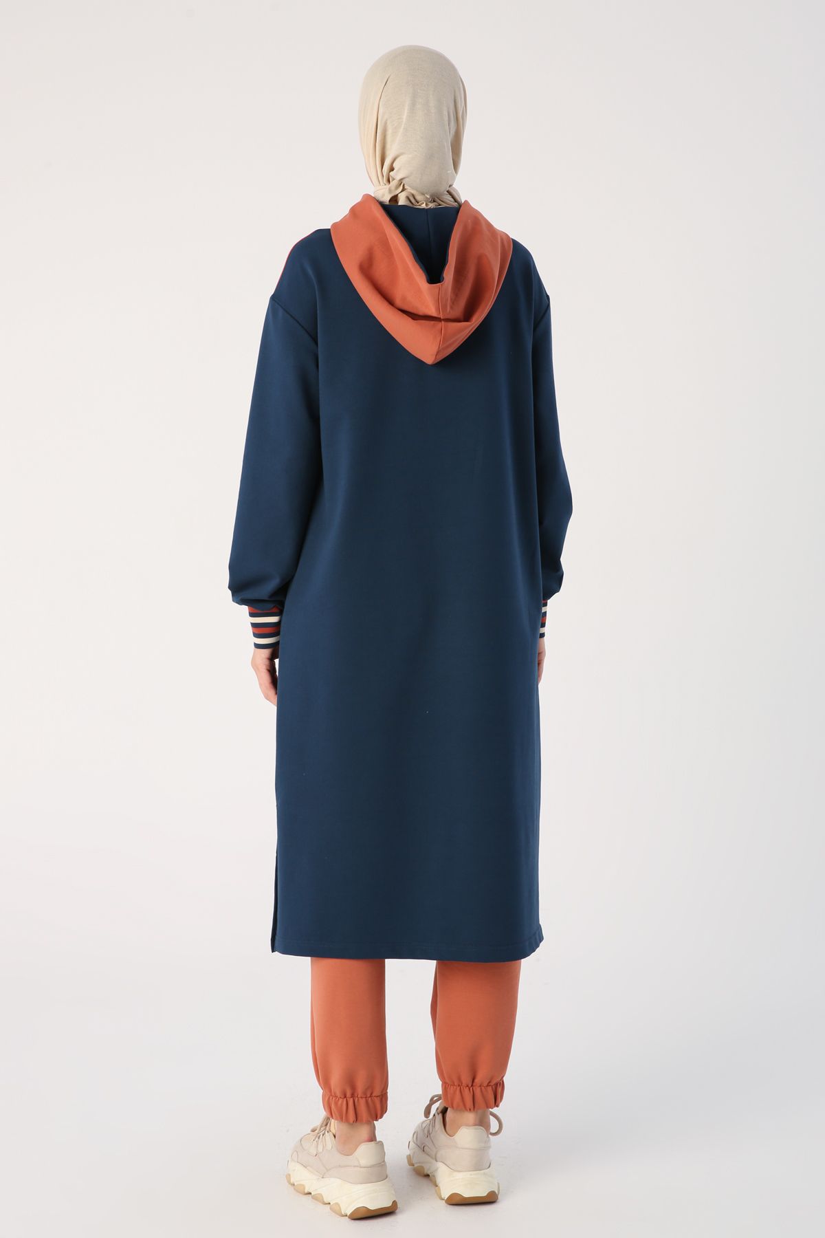 Koyu Indigo Iki Renkli Kapüşonlu Sweat Tunik Koyu Indigo Iki Renkli Kapüşonlu Sweat Tunik
