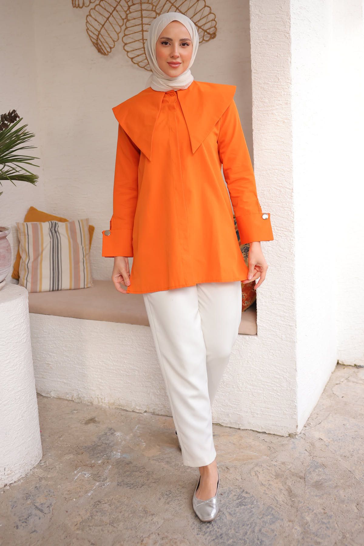 Orange Yaka Detaylı Poplin Tunik Orange Yaka Detaylı Poplin Tunik