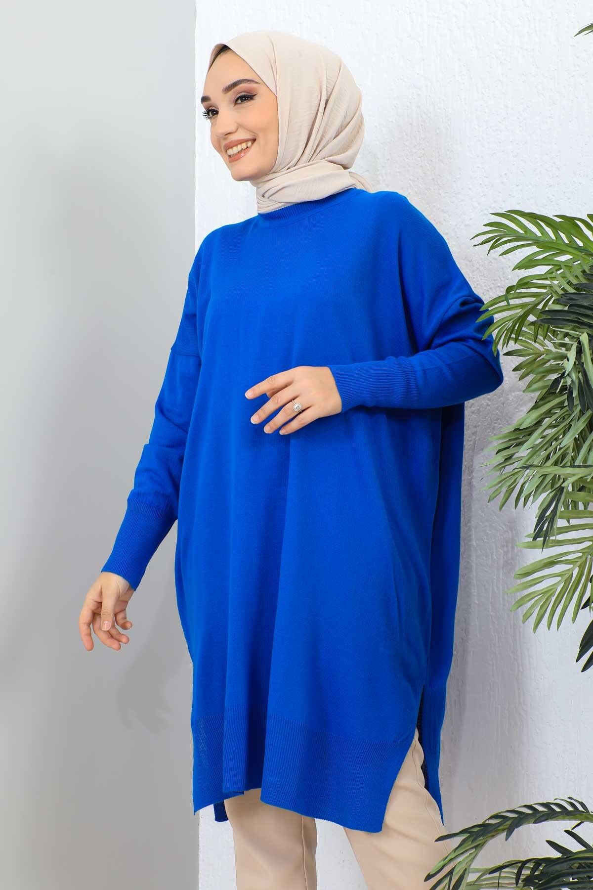 Saks Mavi Bisiklet Yaka Merserize Salaş Triko Tunik Saks Mavi Bisiklet Yaka Merserize Salaş Triko Tunik