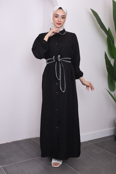 Siyah Düğmeli Kuşaklı Kol Lastikli Elbise Siyah Düğmeli Kuşaklı Kol Lastikli Elbise