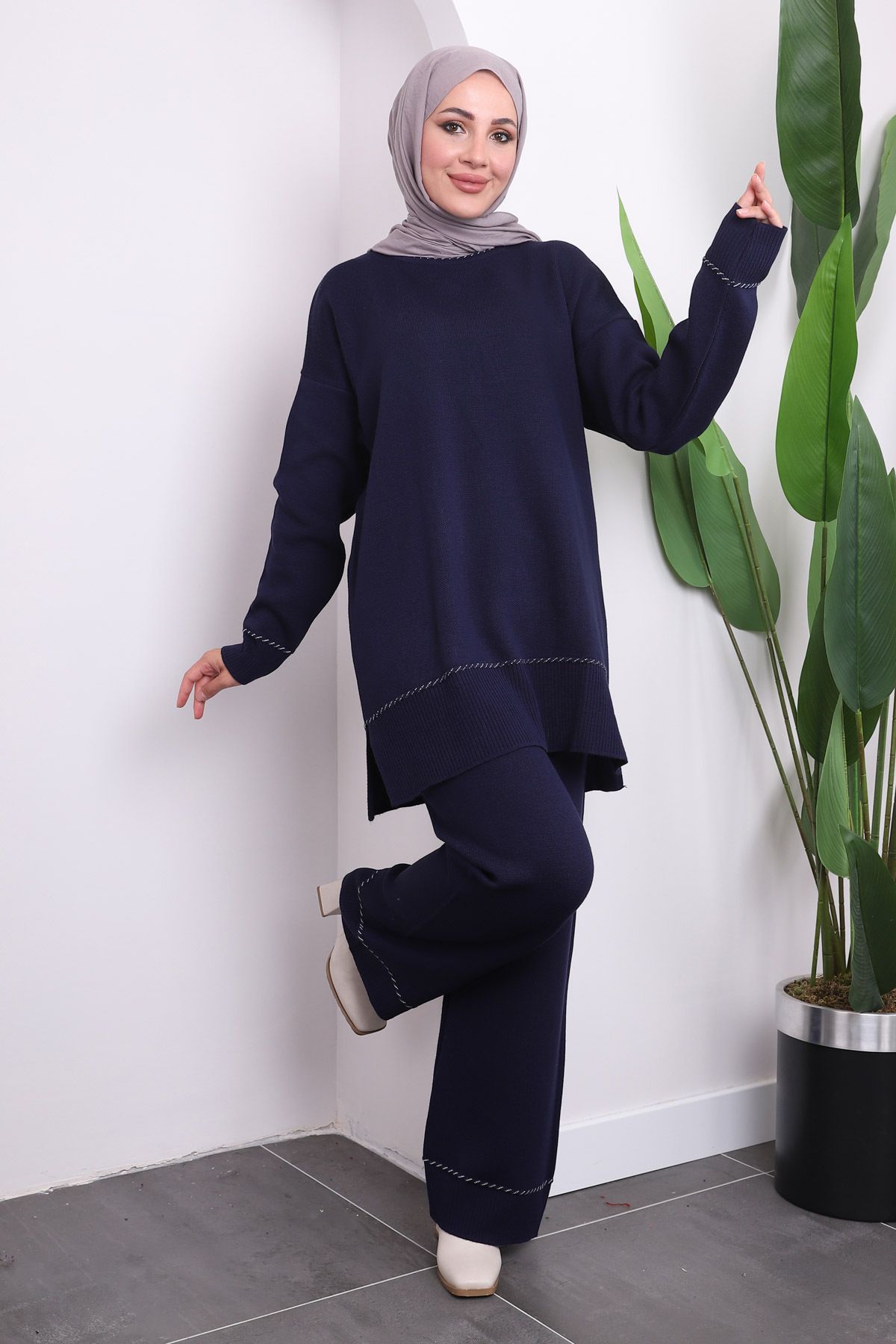 Lacivert Pantolonlu Triko Tunik Takım Lacivert Pantolonlu Triko Tunik Takım