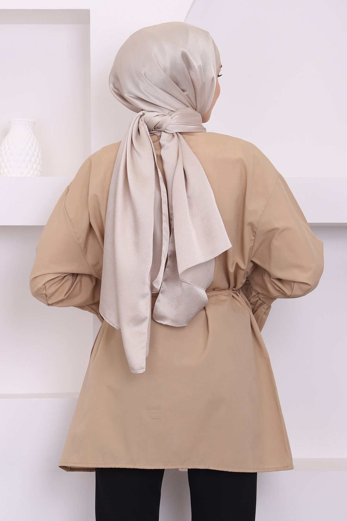 Vizon Beli İpli Kol Detaylı Tunik Vizon Beli İpli Kol Detaylı Tunik
