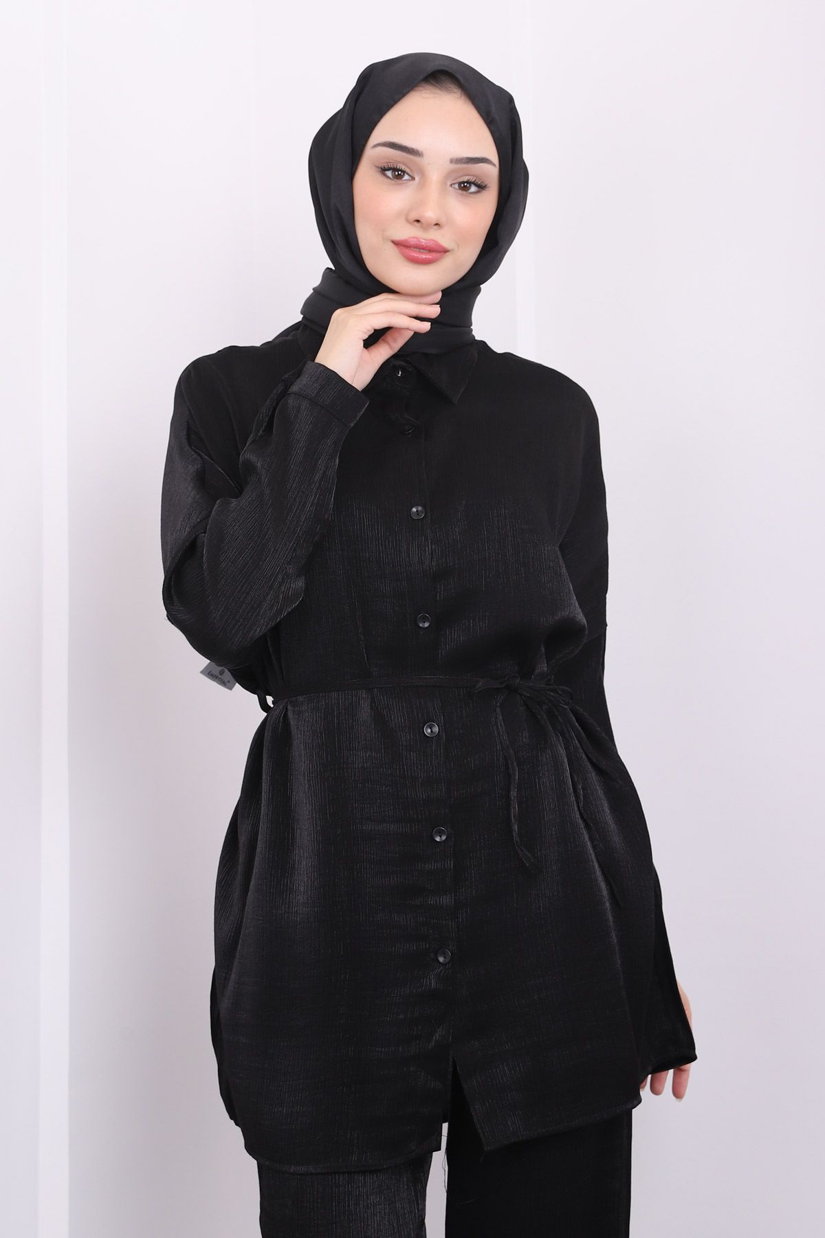 Siyah Bel Kuşaklı Tunik Pantolon Takım Siyah Bel Kuşaklı Tunik Pantolon Takım