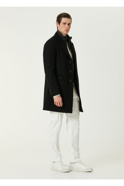 Siyah İç Yaka Detaylı Yün Palto Beden: 50 Siyah İç Yaka Detaylı Yün Palto Beden: 50