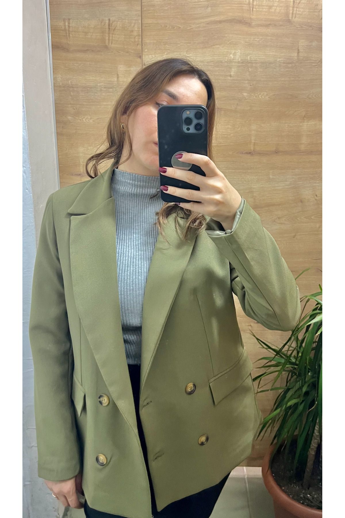 Oversize Geniş Kalıp Düğmeli Basic Düz Blazer Ceket Oversize Geniş Kalıp Düğmeli Basic Düz Blazer Ceket