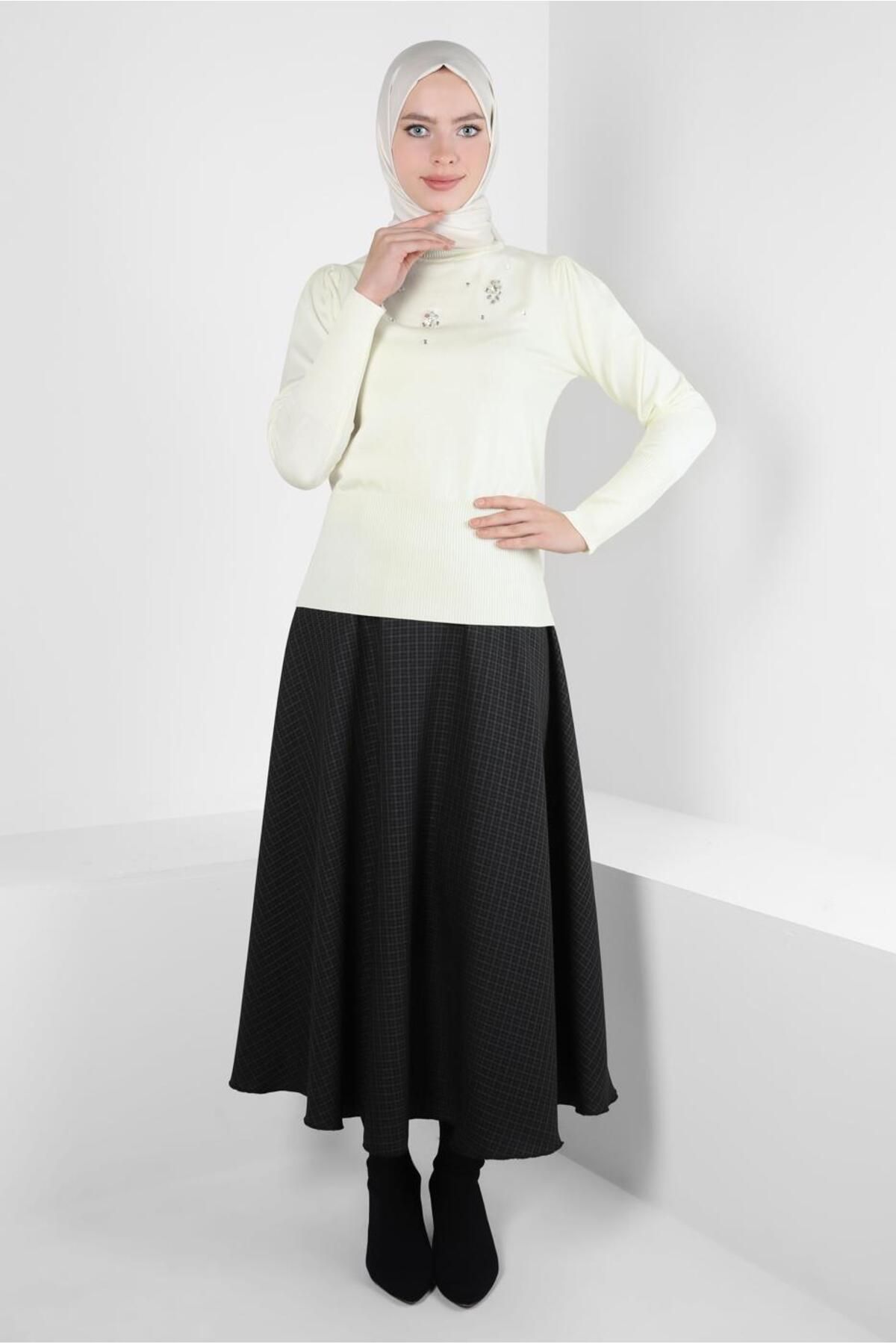 KARE DESENLİ ETEK 60521 KARE DESENLİ ETEK 60521