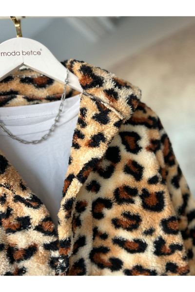 OVERSİZE KADIN DÜĞMELİ ÇİFT CEPLİ PELUŞ CEKET OVERSİZE KADIN DÜĞMELİ ÇİFT CEPLİ PELUŞ CEKET