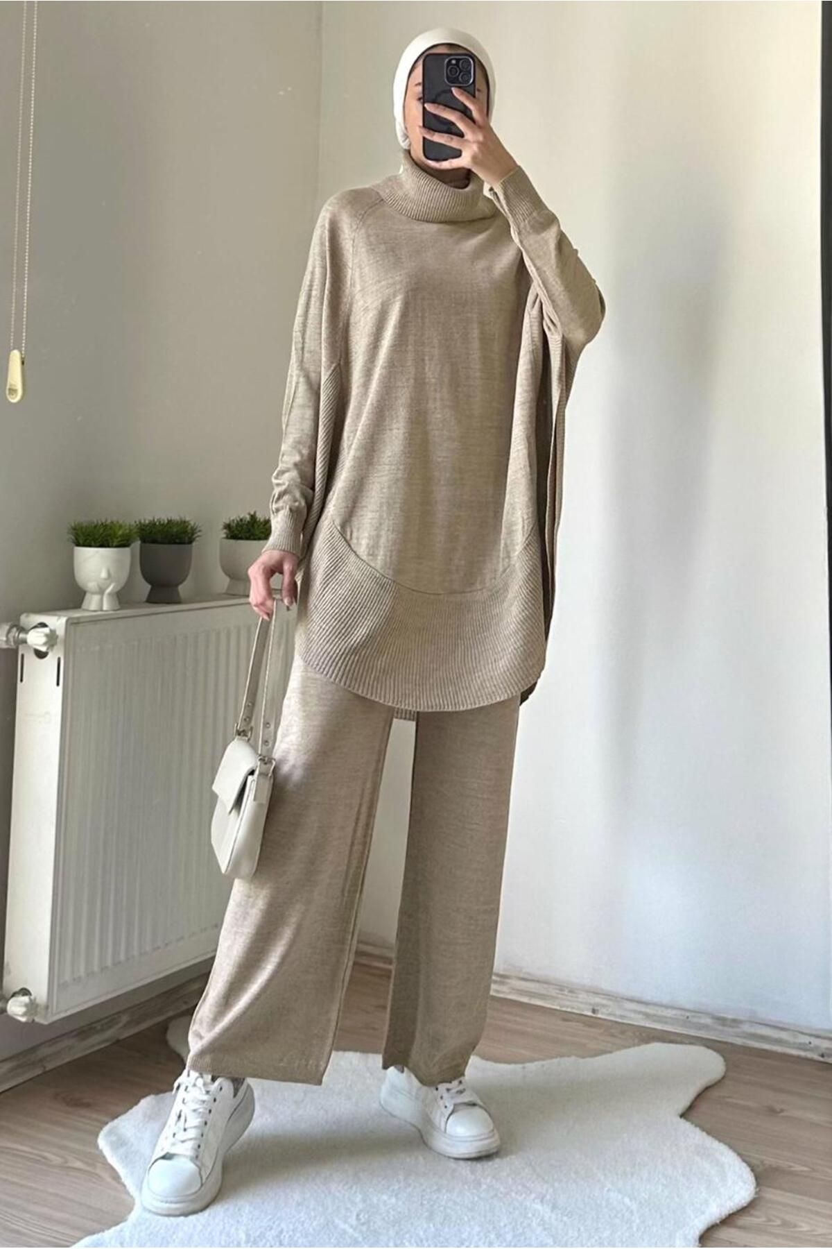 Kadın Vizon Yarasa Kol Pantolonlu Takım T 7147 Kadın Vizon Yarasa Kol Pantolonlu Takım T 7147