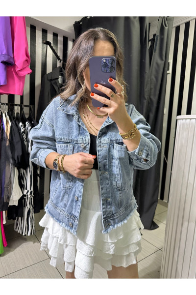 kot ceket  . 4 düğmeli çift cepli kot ceket kot ceket  . 4 düğmeli çift cepli kot ceket