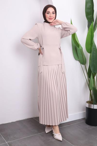 Taş Yan Detaylı Bluz Piliseli Etek Takım Taş Yan Detaylı Bluz Piliseli Etek Takım