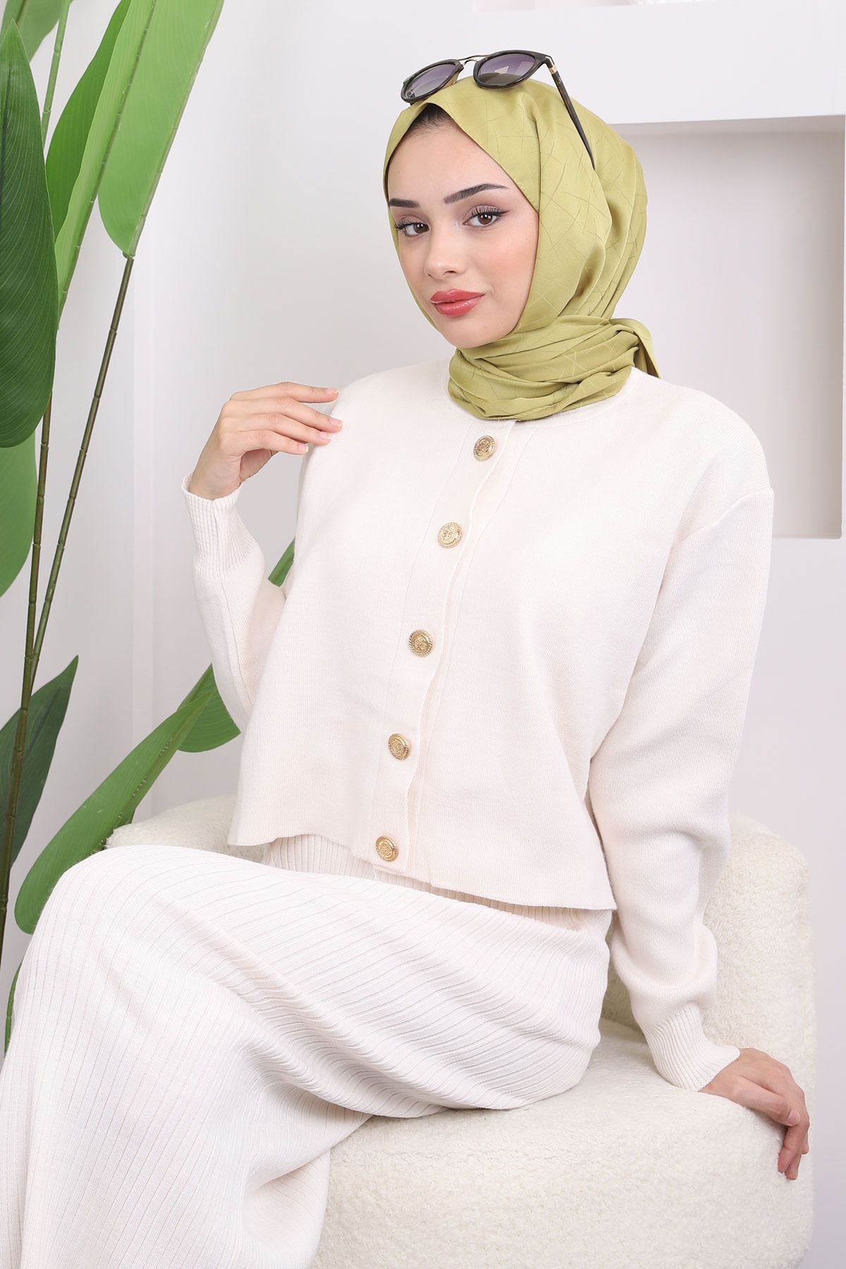 Krem Crop Hırka Elbise İkili Kombin Triko Takım Krem Crop Hırka Elbise İkili Kombin Triko Takım