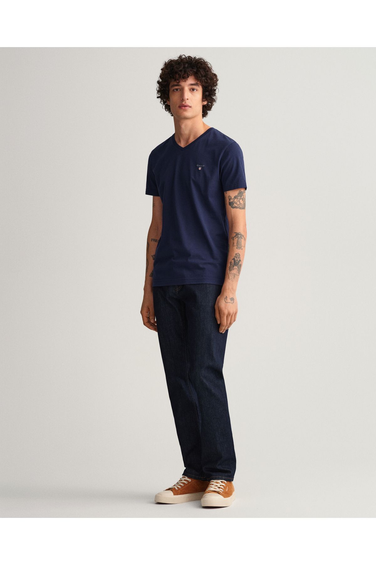 Erkek Lacivert Slim Fit V Yaka T-shirt