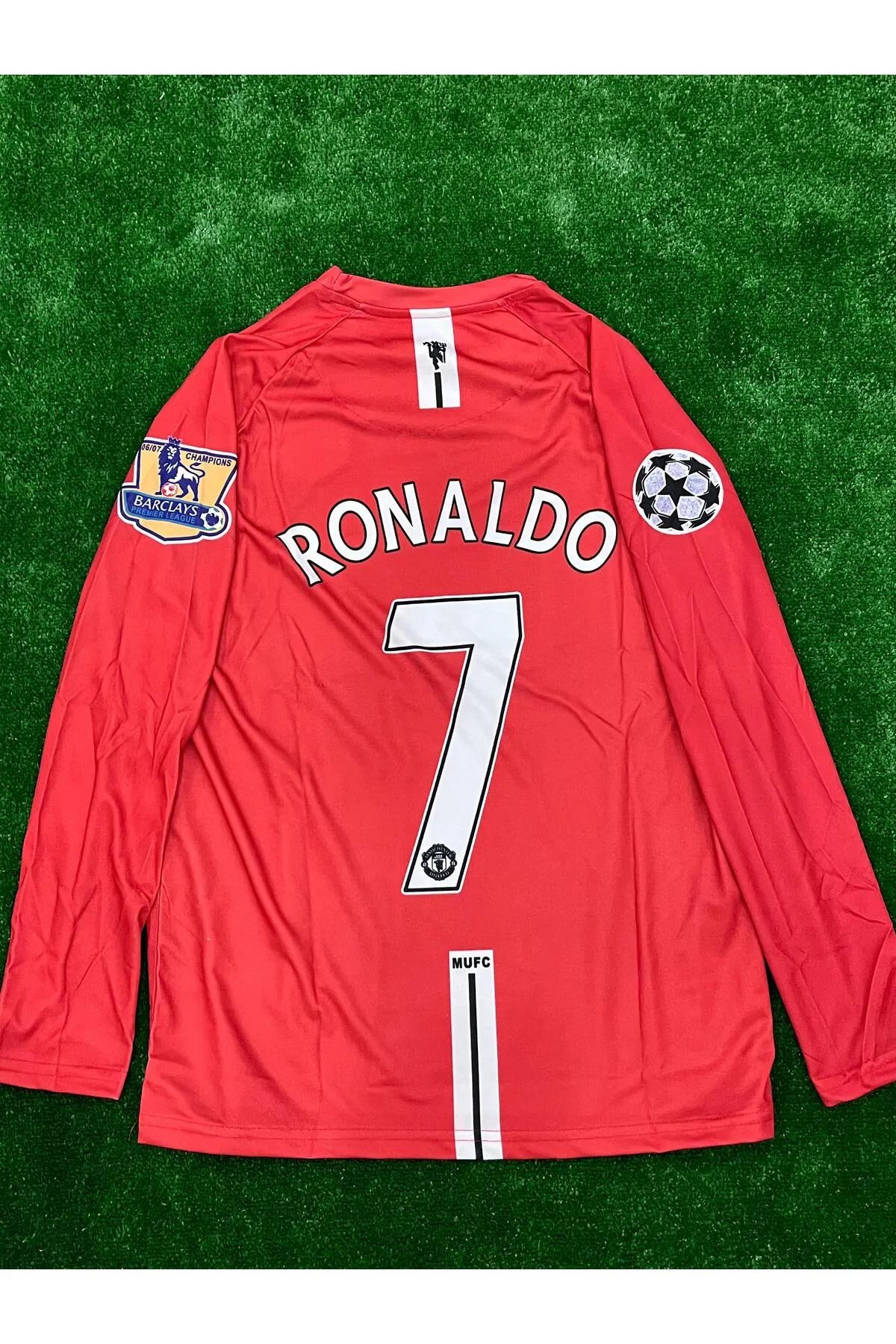 Cristiano Ronaldo Manchester United Kırmızı Renk Uzun Kollu 2008 Sezonu Nostalji Forma