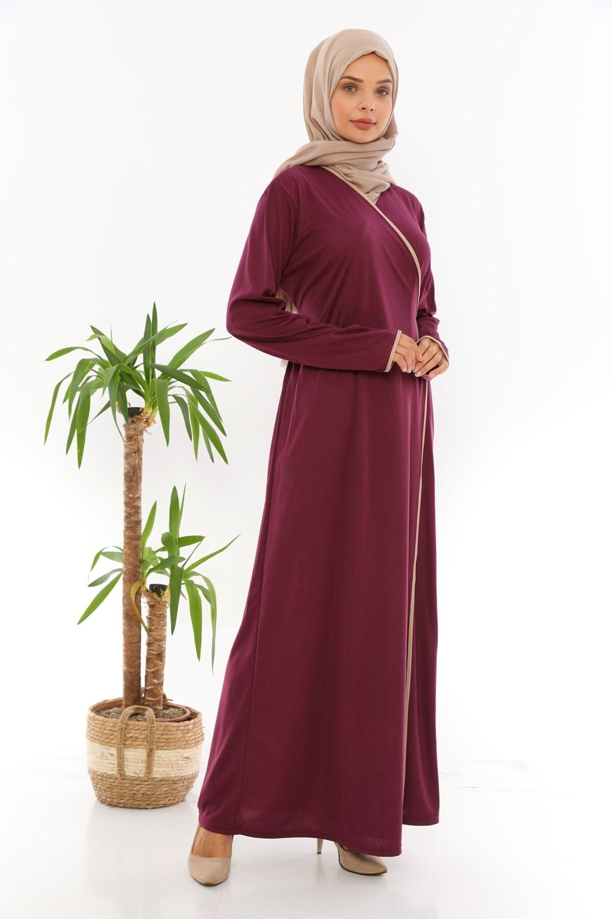 Yandan Bağlamalı Namaz Elbisesi Mürdüm Yandan Bağlamalı Namaz Elbisesi Mürdüm