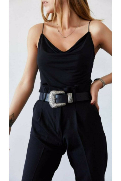 Kadın Siyah Degaje Yaka Askılı Bluz