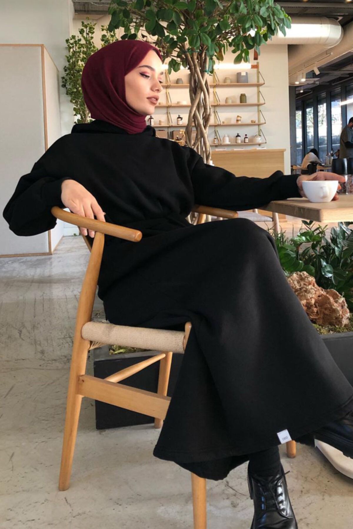 Siyah Kapuşonlu 3 Iplik Sweat Elbise Siyah Kapuşonlu 3 Iplik Sweat Elbise