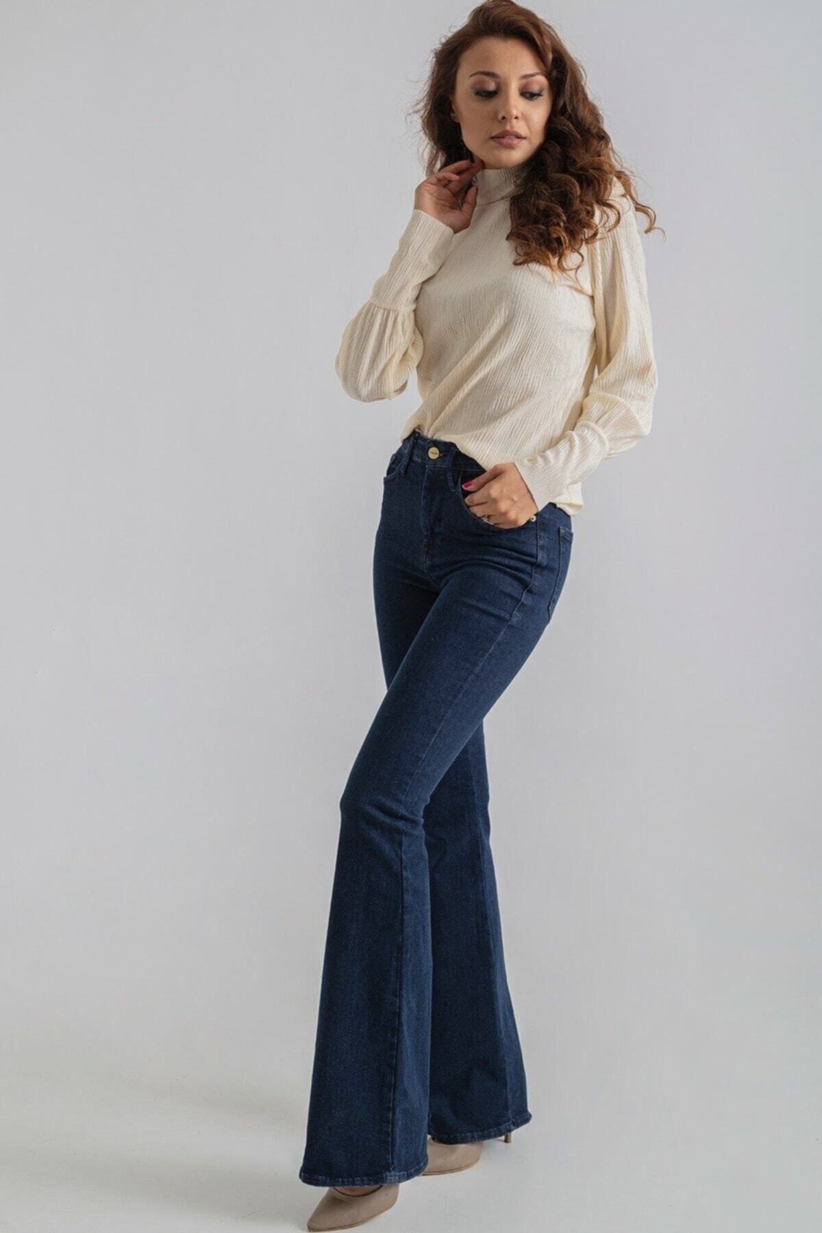 Koyu Mavi Ispanyol Paça Kot Pantolon Yüksek Bel Ispanyol Jeans Toparlayıcı Koyu Mavi Ispanyol Paça Kot Pantolon Yüksek Bel Ispanyol Jeans Toparlayıcı