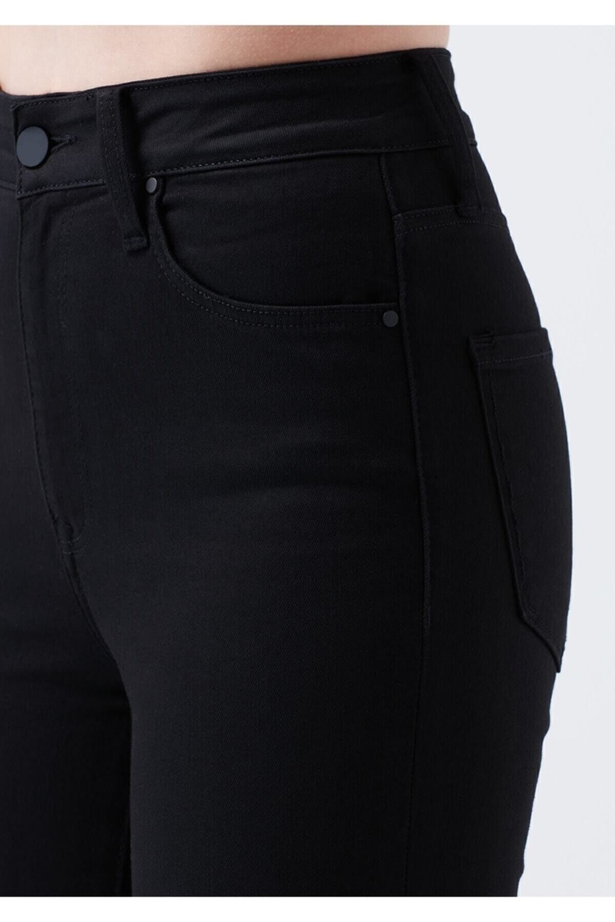 Kadın Siyah Solmayan Yüksel Bel Likralı Toparlayıcı Skinny Jeans Pantolon Kadın Siyah Solmayan Yüksel Bel Likralı Toparlayıcı Skinny Jeans Pantolon