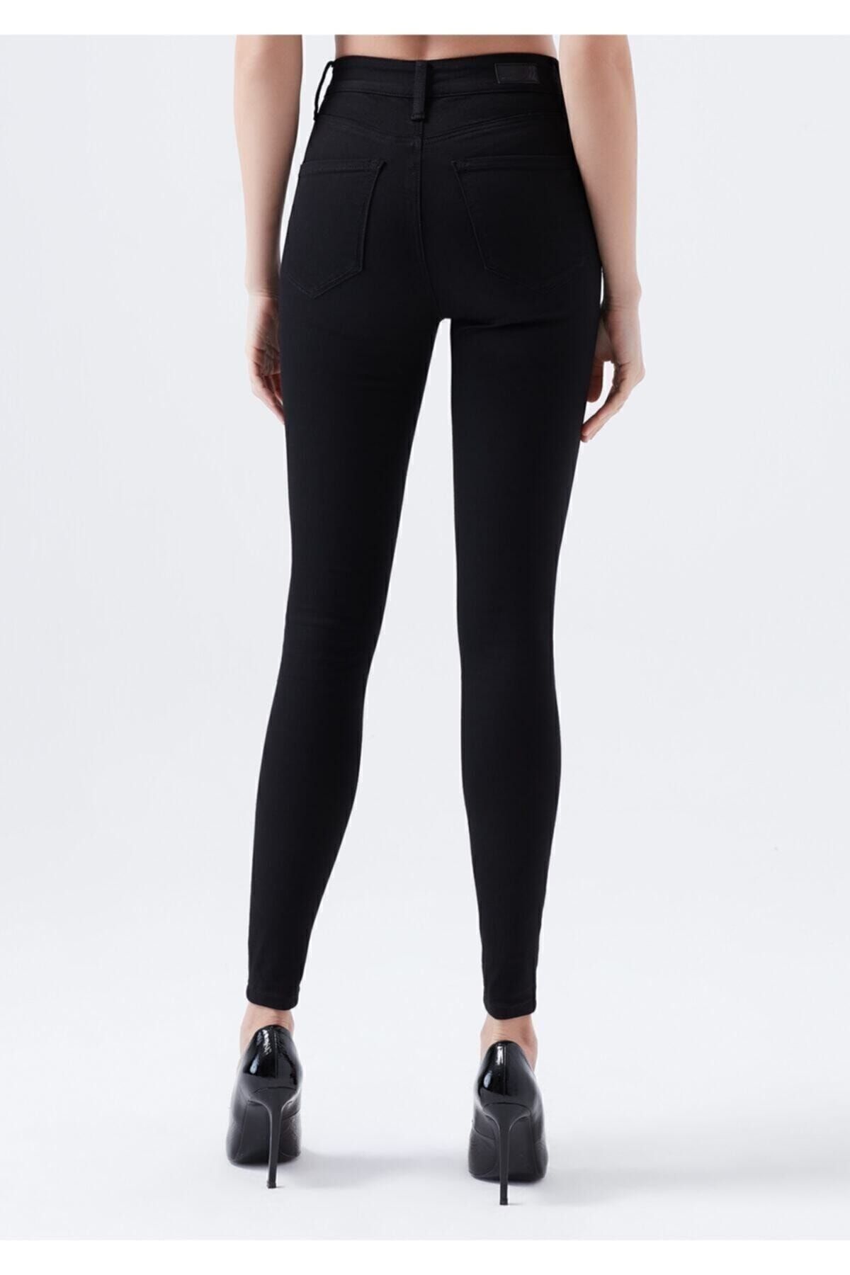 Kadın Siyah Solmayan Yüksel Bel Likralı Toparlayıcı Skinny Jeans Pantolon Kadın Siyah Solmayan Yüksel Bel Likralı Toparlayıcı Skinny Jeans Pantolon