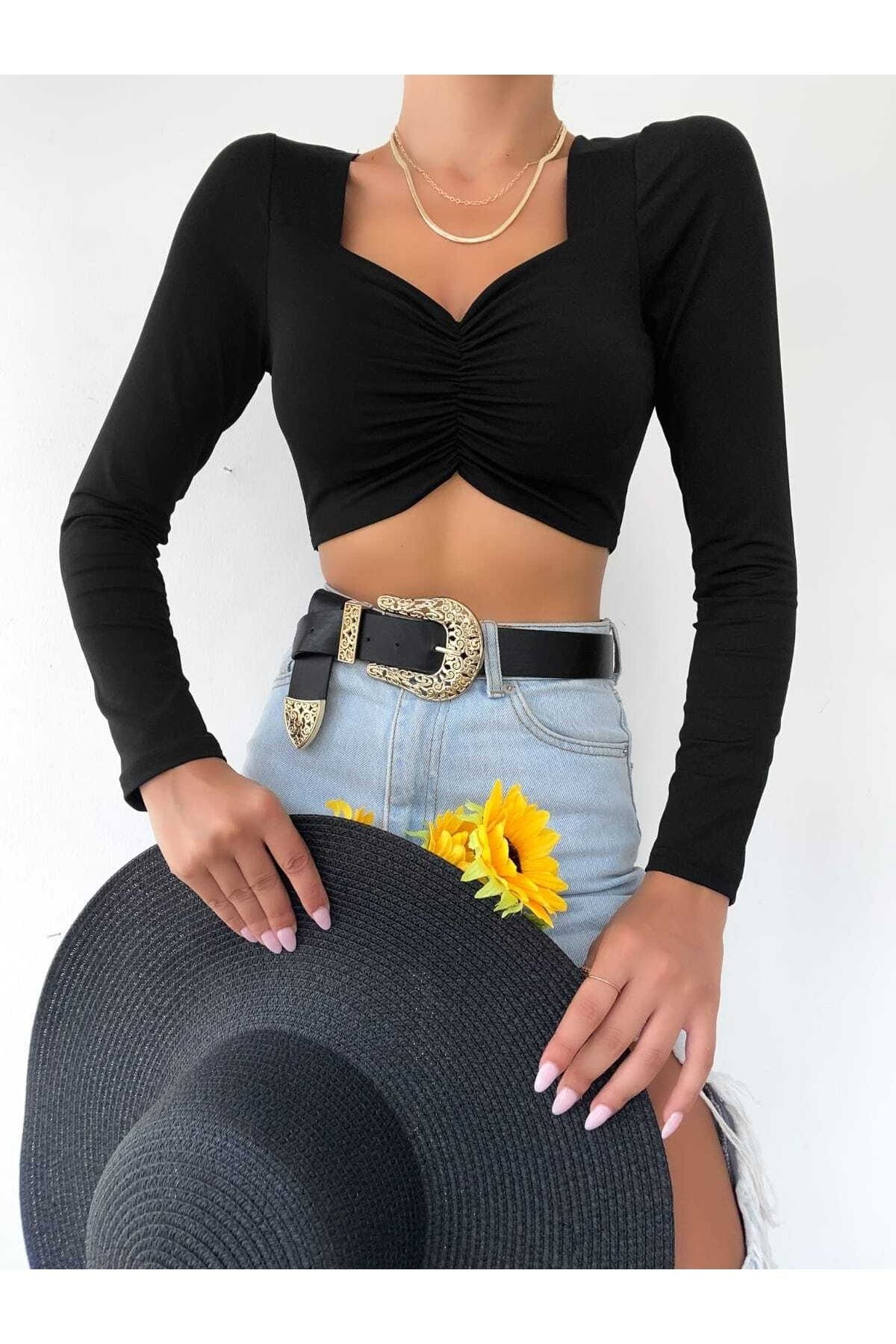 Kadın Uzun Kollu Önü Büzgülü Kalp Yaka Sandy Kumaş Crop Bluz Blz3434 Kadın Uzun Kollu Önü Büzgülü Kalp Yaka Sandy Kumaş Crop Bluz Blz3434