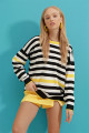 Kadın Sarı Bisiklet Yaka Çizgili Oversize Triko Bluz ALC-X9247 Kadın Sarı Bisiklet Yaka Çizgili Oversize Triko Bluz ALC-X9247