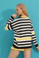 Kadın Sarı Bisiklet Yaka Çizgili Oversize Triko Bluz ALC-X9247 Kadın Sarı Bisiklet Yaka Çizgili Oversize Triko Bluz ALC-X9247