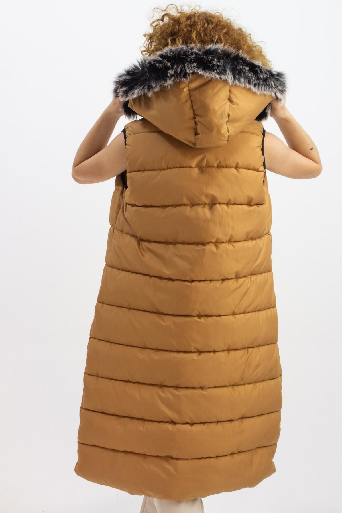 Kapişonlu Kadın Şişme Yelek 10054 Karamel Kapişonlu Kadın Şişme Yelek 10054 Karamel