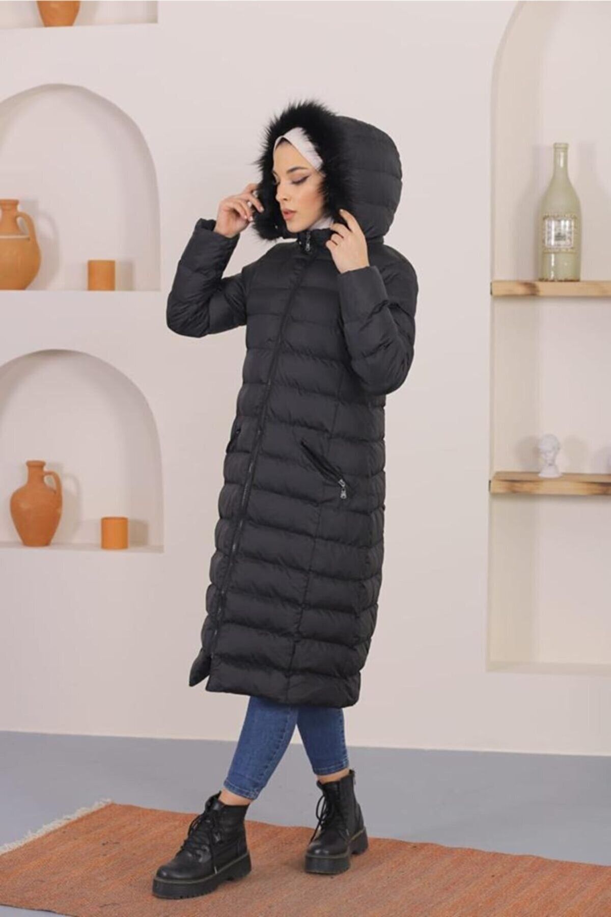 Kadın Uzun Dolgulu Siyah Şişme Mont Kadın Uzun Dolgulu Siyah Şişme Mont