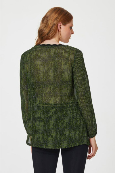 V Yaka Yakası Sim Bantlı Kolu Lastikli Bluz 223-3002 V Yaka Yakası Sim Bantlı Kolu Lastikli Bluz 223-3002