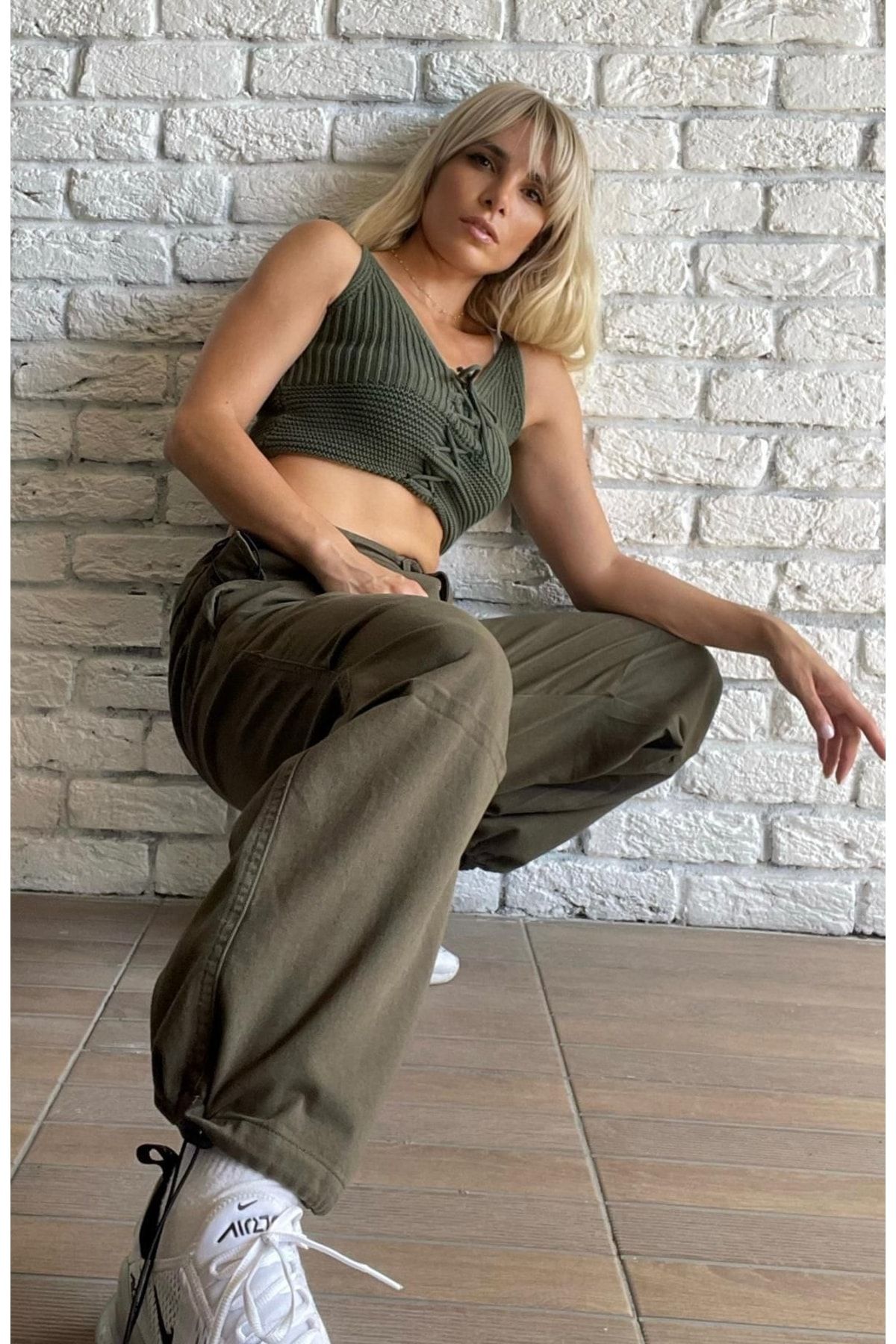 Yeşil Tactical Paraşüt Kumaş Lastik Paça Bol Pantolon Yeşil Tactical Paraşüt Kumaş Lastik Paça Bol Pantolon