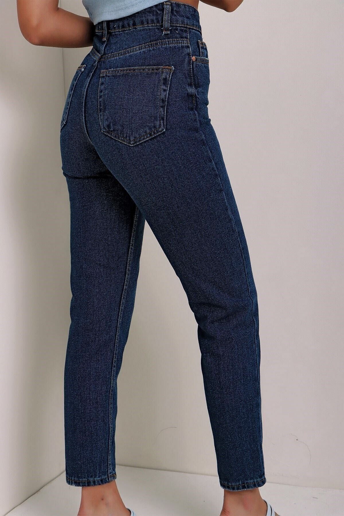 Otilia Koyu Mavi Likralı Mom Jean Pantolon Otilia Koyu Mavi Likralı Mom Jean Pantolon