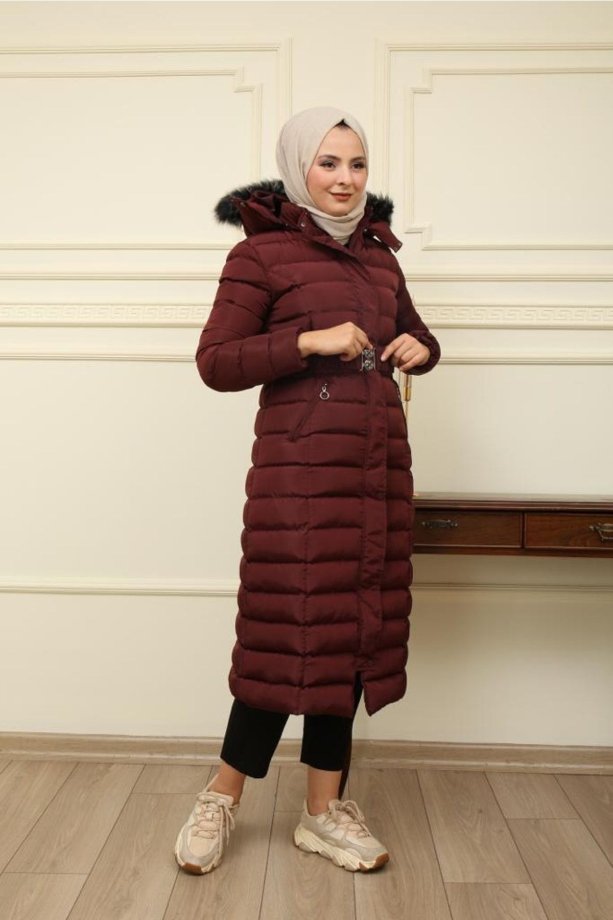 Kadın Uzun Dolgulu Şişme Spor Mont Kaban Kadın Uzun Dolgulu Şişme Spor Mont Kaban