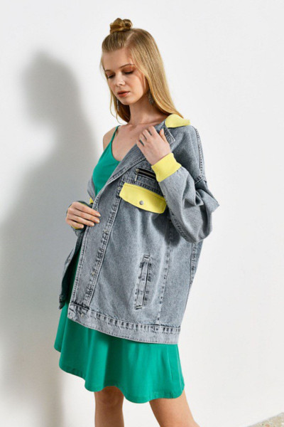 Kadın Sarı Mavi Denim Ceket Cep Detaylı Lastikli Kol Oversize Kolej Jeans Ceket Kadın Sarı Mavi Denim Ceket Cep Detaylı Lastikli Kol Oversize Kolej Jeans Ceket